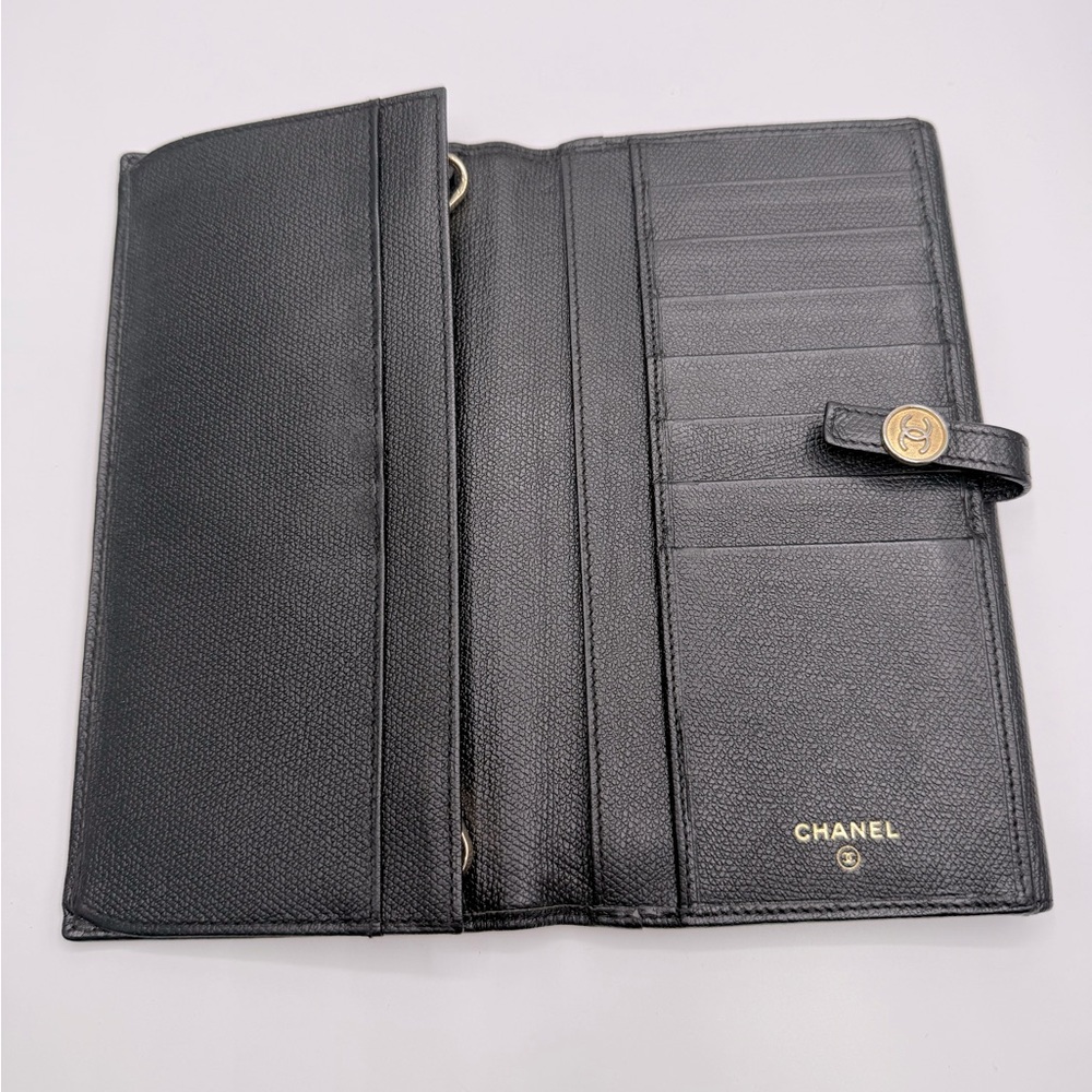 Authentic Chanel Black Leather CC Emblem Wallet - Picture 4 of 7